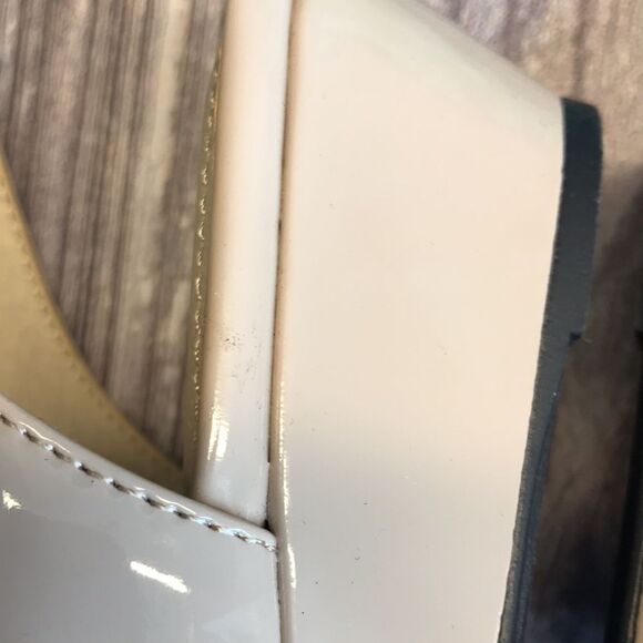 LIFESTRIDE Yolo Tan Ankle Strap Sandals - Picture 7 of 9